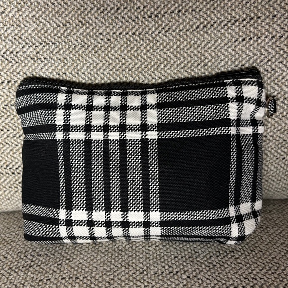 Thirty One Gifts Brand Small Zipper Pouch with "H E" monogram - Picture 2 of 7